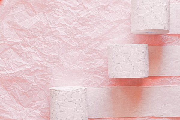 Comment nettoyer des volets en PVC blanc ?